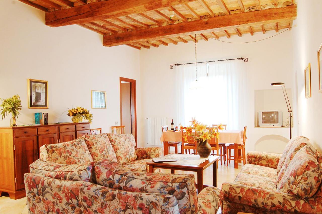 Le Valli Aparthotel Pomarance Ruang foto